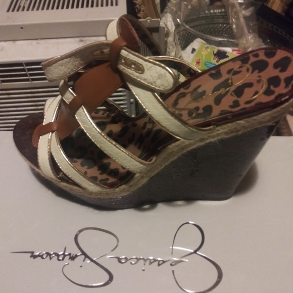 Heels - Picture 2 of 5